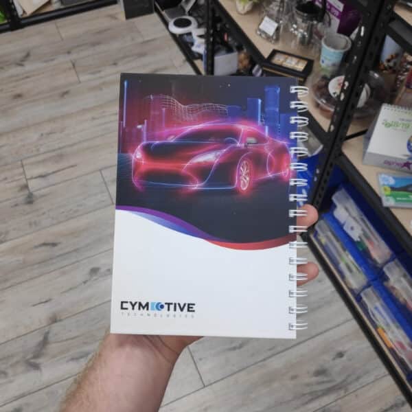 מחברת משבצות ממותגת